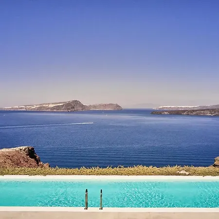 Coco-mat Santorini Hotel 2*