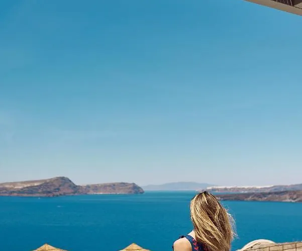 Coco-mat Santorini 3* Akrotírion