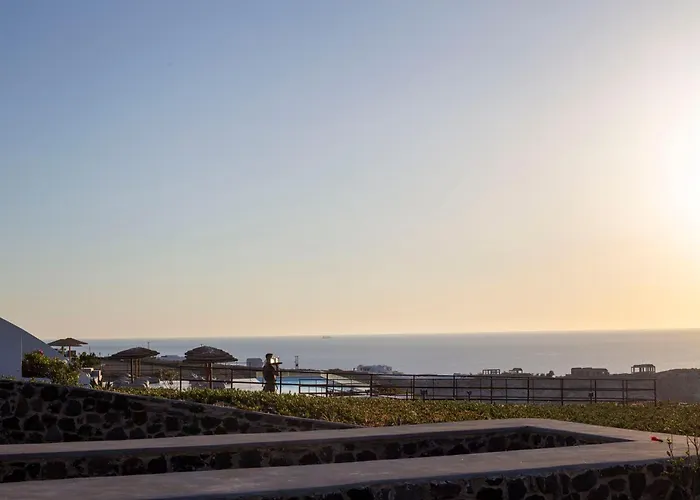 Coco-mat Santorini 3* Akrotírion