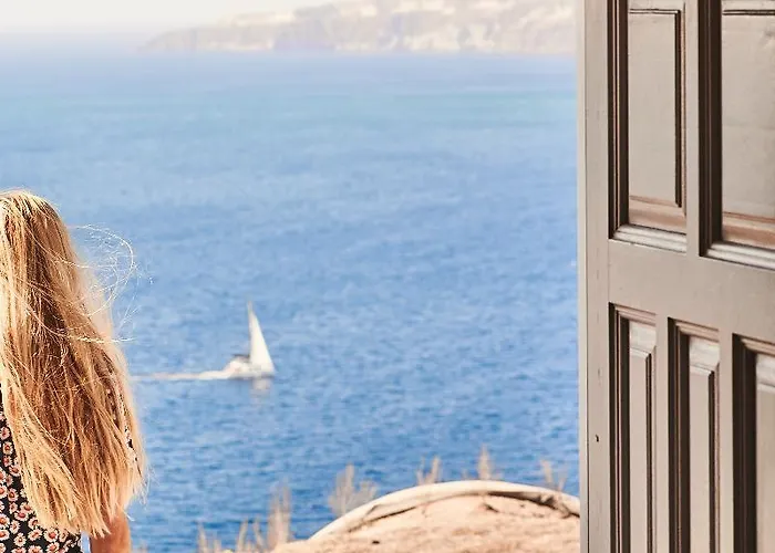 Hotel Coco-mat Santorini 3*