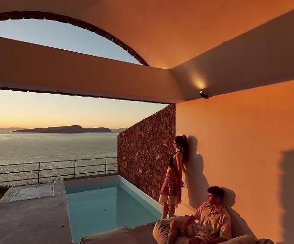 Coco-mat Santorini فندق 3*