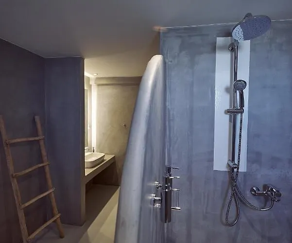 Coco-mat Santorini Hotel