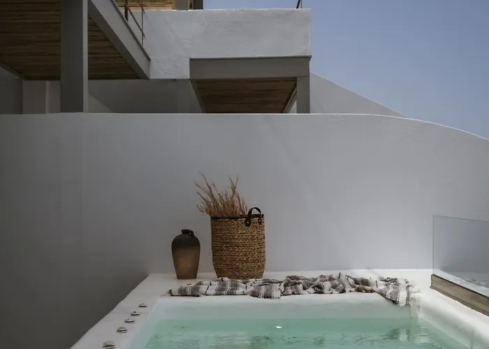 Coco-mat Santorini Akrotírion